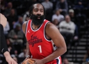 西蒙斯绝杀时刻，哈登点燃赛场，国王迎来胜利！的简单介绍