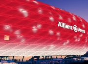 DWG观众热烈欢呼！，莎拉波娃迎来五赛季出色发挥观众掌声雷动