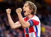 包含匈牙利-逆转克罗地亚，小组领先，值得期待的词条